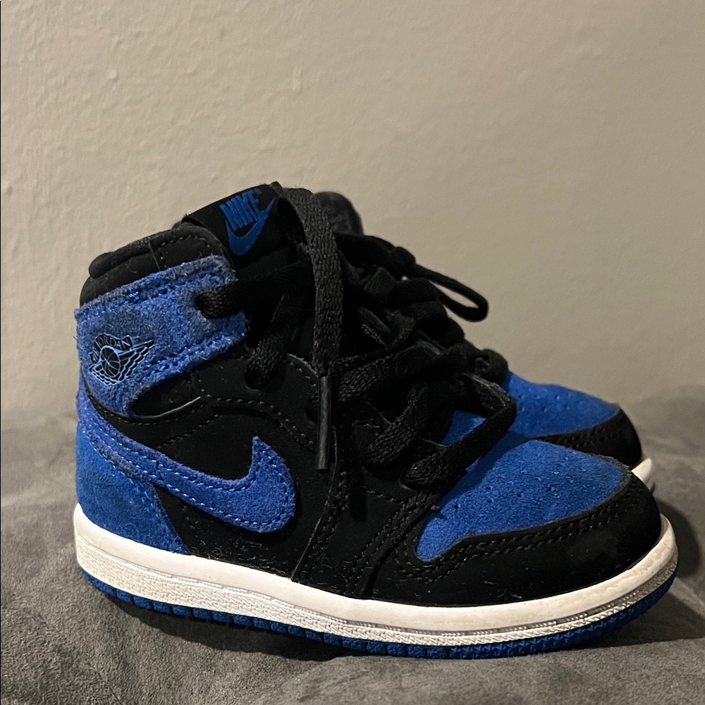 Jordan 1’s Black and Blue